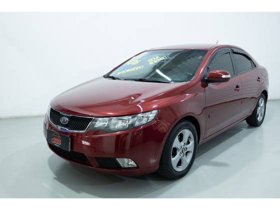 KIA CERATO 1.6 EX2 SEDAN 16V GASOLINA 4P AUTOMÁTICO KIA CERATO 1.6 EX2 SEDAN 16V GASOLINA 4P AUTOMÁTICO